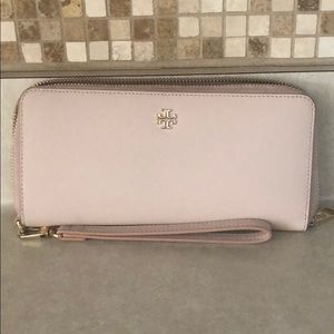Tory Burch Zippered Wallet